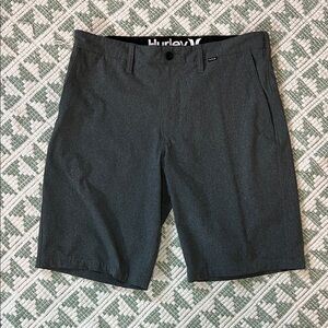 Hurley Men's Phantom Walk Shorts in Dark Heather Gray - Size 32